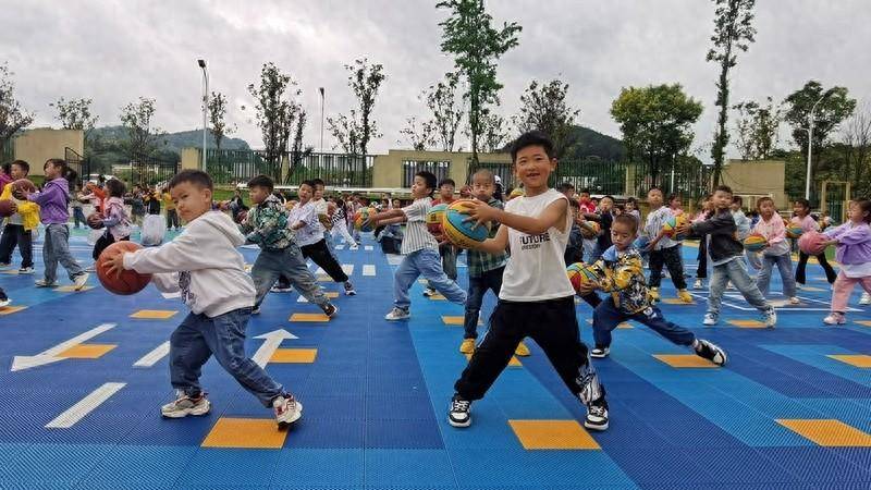 澳门开奖结果开奖记录表62期_元氏县打造居民休闲好去处 “公园+体育”焕发城区新活力  第1张