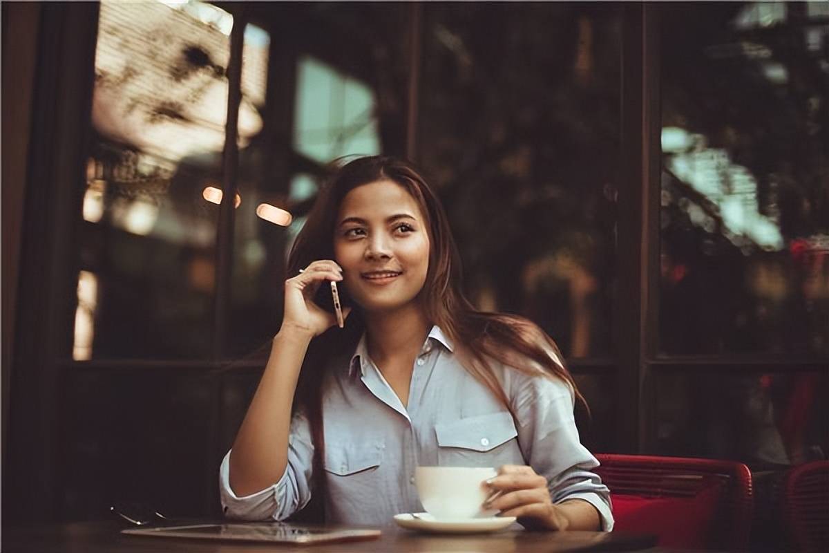 2024年76期新奥彩精选特图_致中年女人：旺自己的8个极简好习惯  第1张