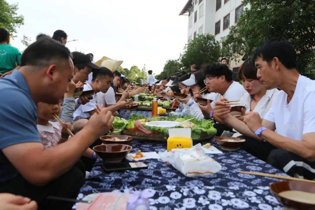 正版资料免费资料大全十点半_苏州相城元和街道：探寻金砖奥秘，传承文化精髓  第1张