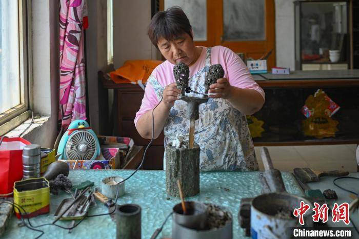 澳门六开彩天天开奖结果生肖卡_台湾青年学生走进安徽 体验传统文化