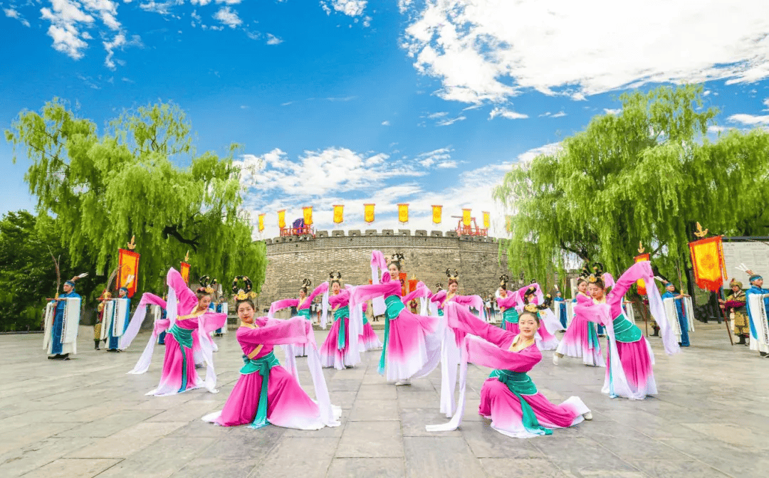 今晚开奖结果开奖号码查询_文化盛宴点亮夏夜星空，宜都举办“夏韵”艺术节  第1张